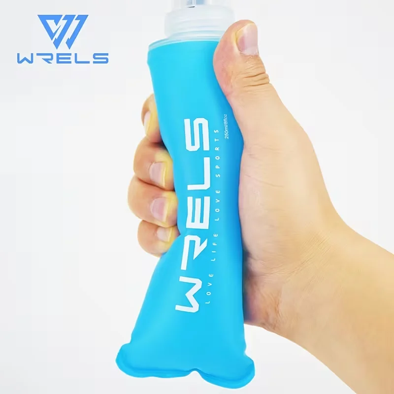 Image of WRELS TPU Faltbare Weiche Trinkflasche für Wandern, Radfahren, Klettern, BPA-frei, Zusammenklappbare Flasche, Leichte Wasserflasche für Hydration Pack