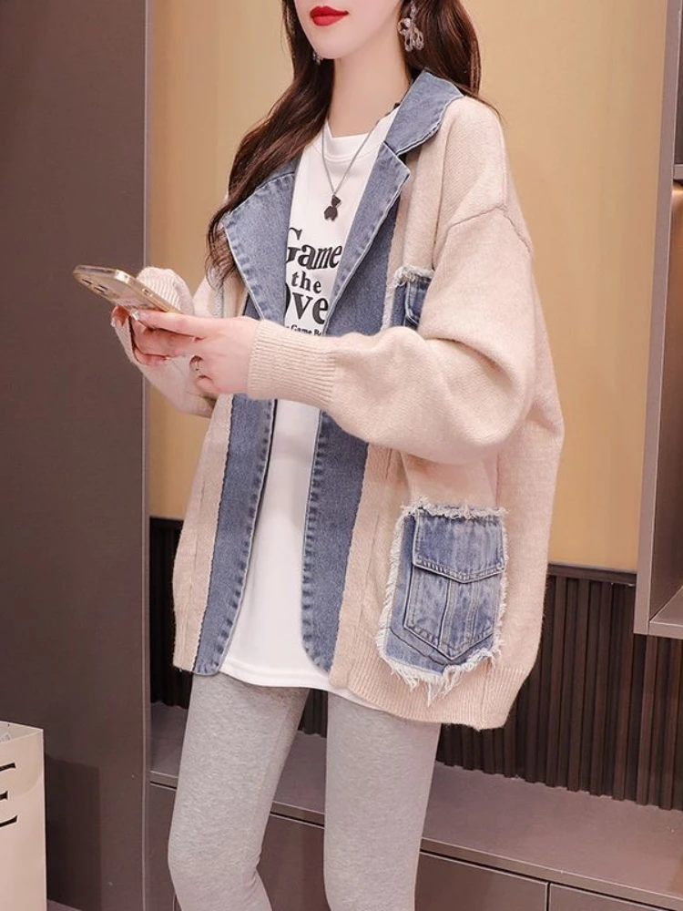 Fashion Commuter Denim Stitching Coat Women\'s 2023 Autumn Winter New Loose Casual Knitted Cardigan Multi-Pocket Lapel Sweater