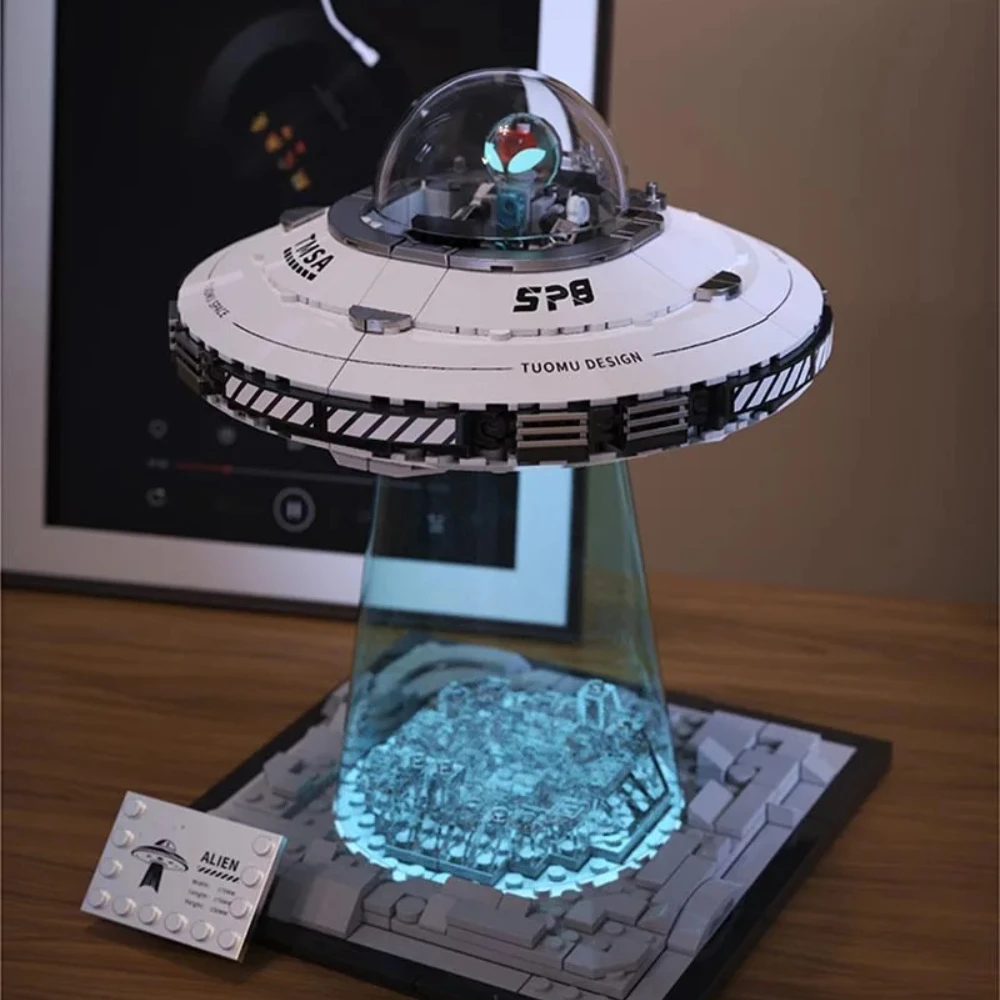 Technical Science and Education UFO Spaceship Building Blocks with LED Light Spacecraft Model Bricks Toys for Kids Gifts Boys