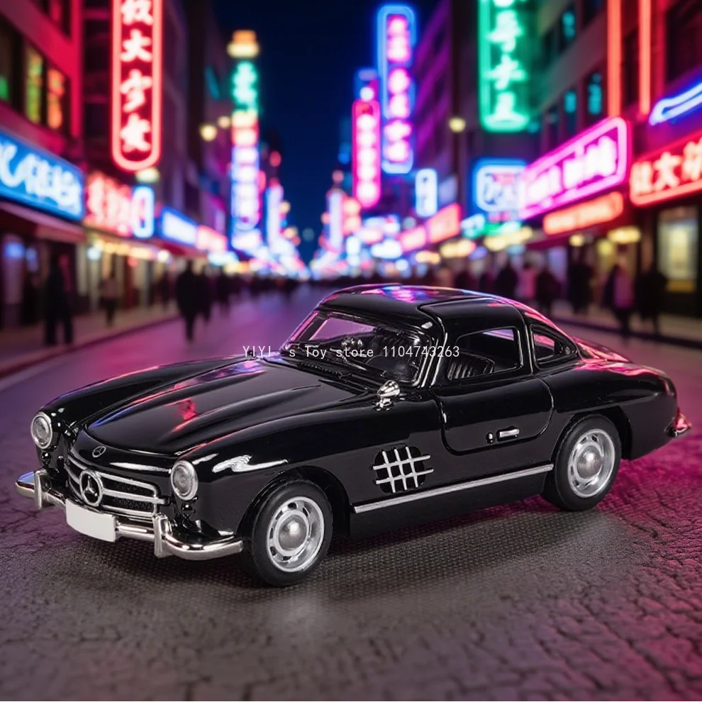 

1: 32 300SL StreetCar Edition Model Die Casting Metal Door Open Shock Absorber Car Sound and LightCollection Children's Gifts25