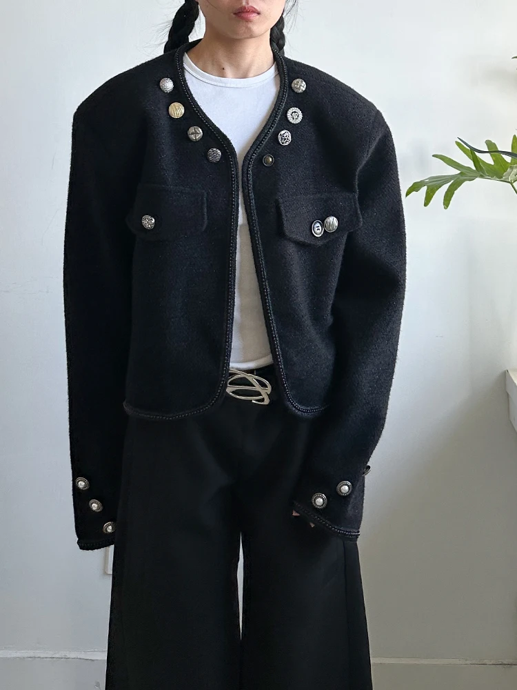 جاكيت قصير فضفاض عالي الجودة بتصميم وسادات الكتف للجنسين، نمط جديد للربيع، معطف عصري غير رسمي للرجال والنساء