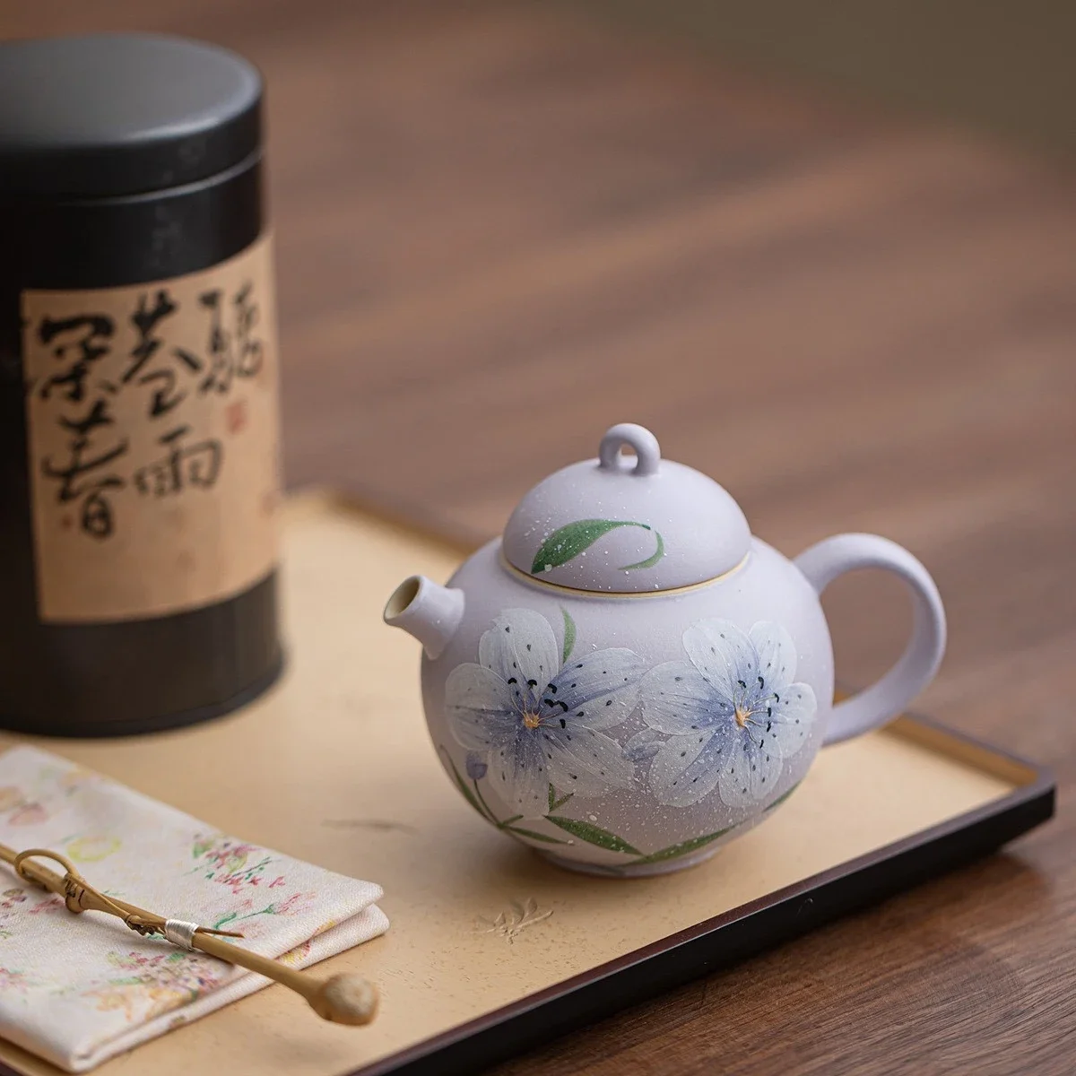 Purple Mist Hand-painted Lily Cover Bowl Teapot Teacup Collection Ceramic KungFu TeaSet Household Pot Bearing Set Craft Ornament