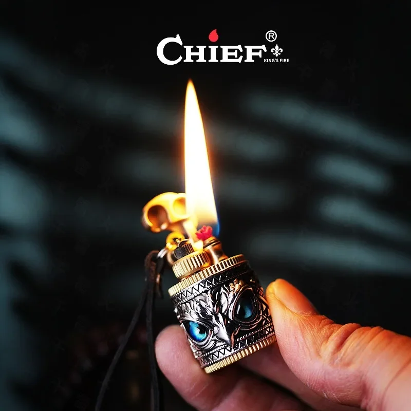 2026 CHIEF 212 Armor Little Fatty Eagle Eye Kraftstofffeuerzeug Kleine tragbare Retro Kreative Herren Anhänger Geschenk Ölmaschine
