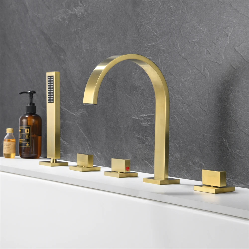 Wholesale Two Function Bathtub 5 Hole Gold Finished Luxury Bathroom Brass With Hand Shower Bathtub Faucet