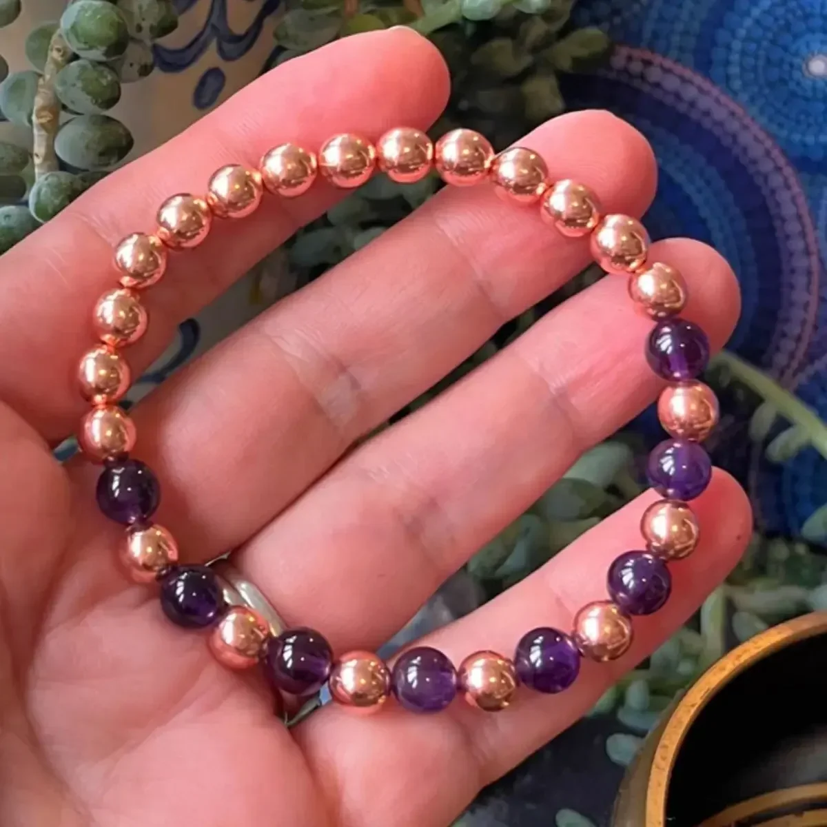 1pc Natural amethyst bead bracelet, simple wind elastic rope jewelry, helps maintain emotional balance, unisex wrist jewelry