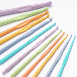 Candy Colour Plastic Crochet Hook Woolen Knitting Tools Sweater Needle Diy Craft Bag Shoes Accessories Single Head Crochet Hooks