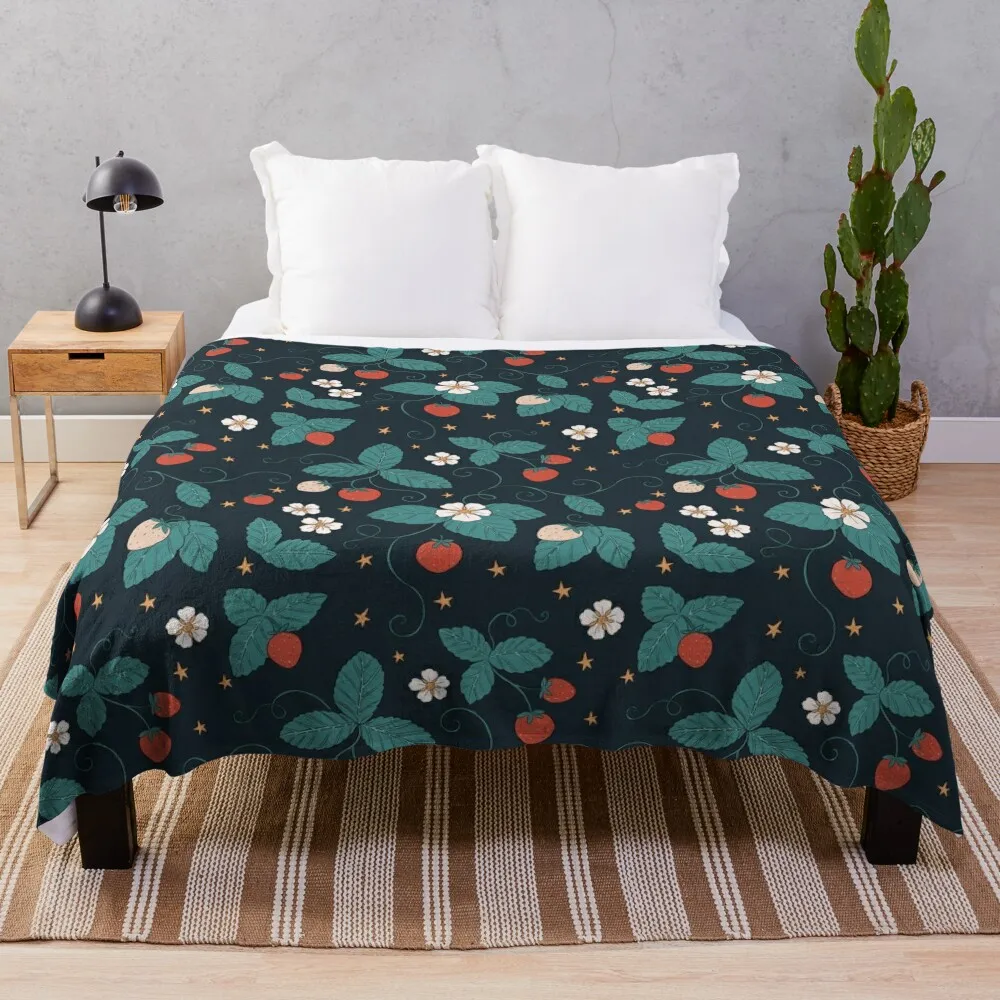 

Dark Strawberries and Stars Throw Blanket Bed covers For Baby sofa bed Blankets