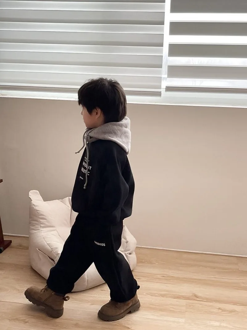 RAISE Winter-Set für Teenager-Jungen, 2-teiliges Kleidungsset, Sweatshirt mit Buchstabenmuster und Fleece-Unterhose, warmes, dickes Kinder-Outfit für Jungen. – Detail 33