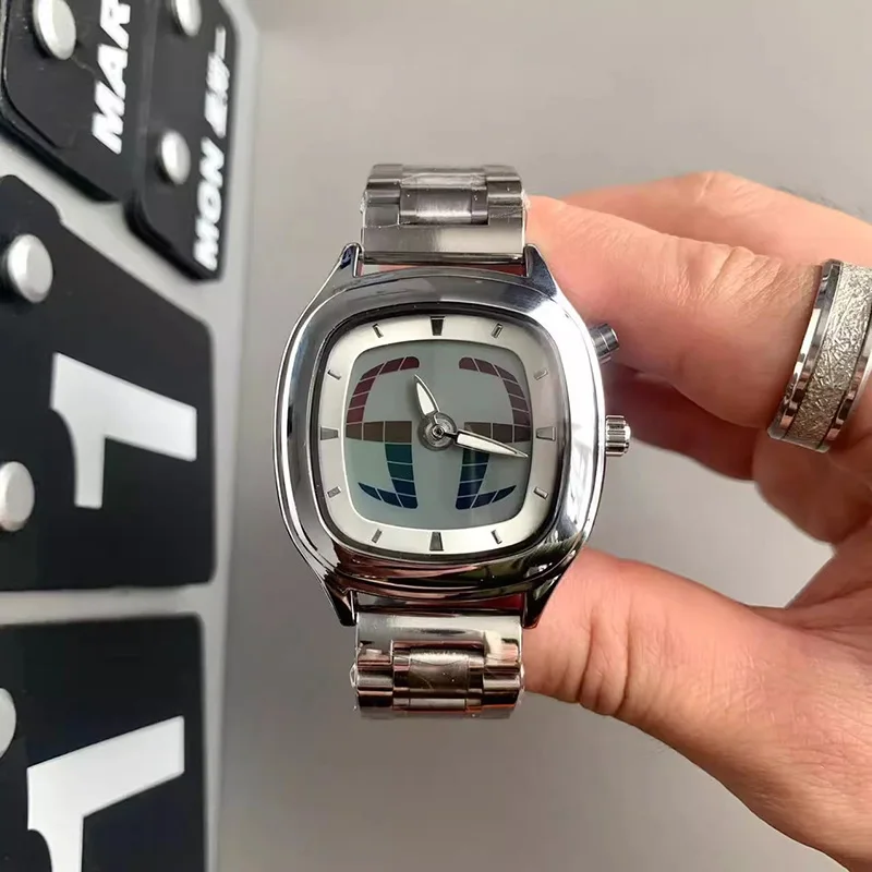 Y2K メンズクォーツ時計ファッション高級防水デジタルダイヤルスクエアデザインシニアスタイル新しいナイトライトメンズデジタル腕時計