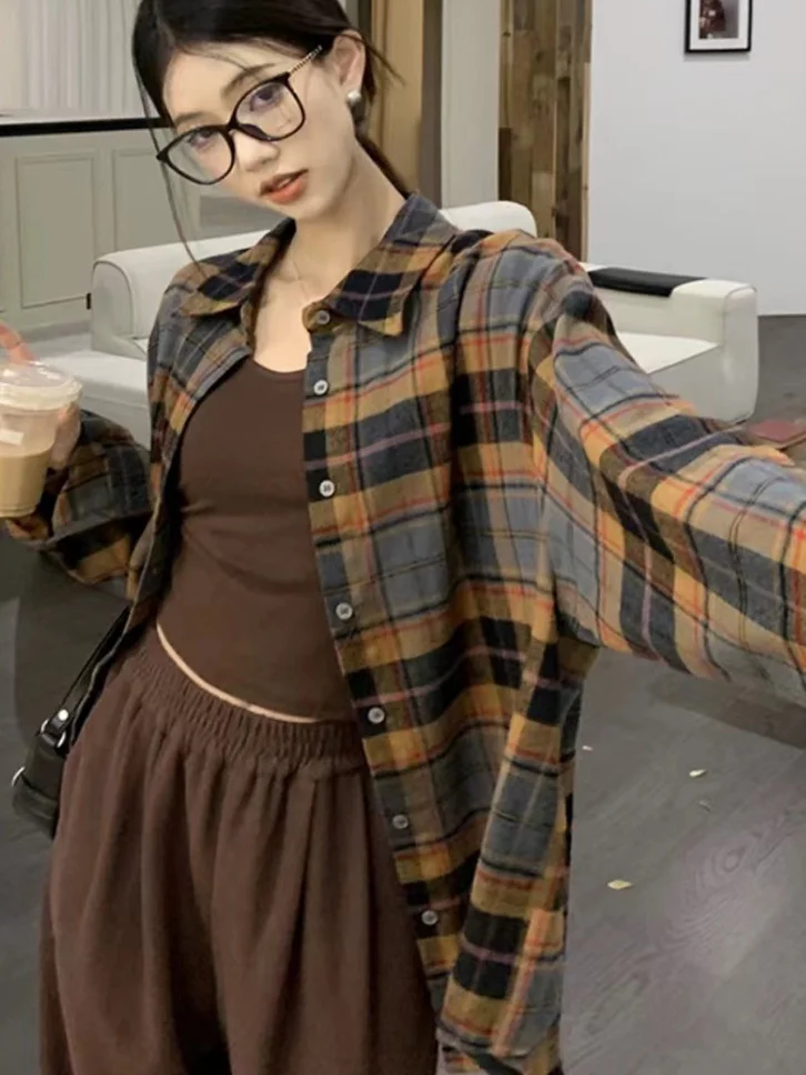 

Retro Hong Kong Style Long Sleeve Shirt Women's Loose Versatile Top Color Block Plaid Open Cardigan Spring Design Sensation