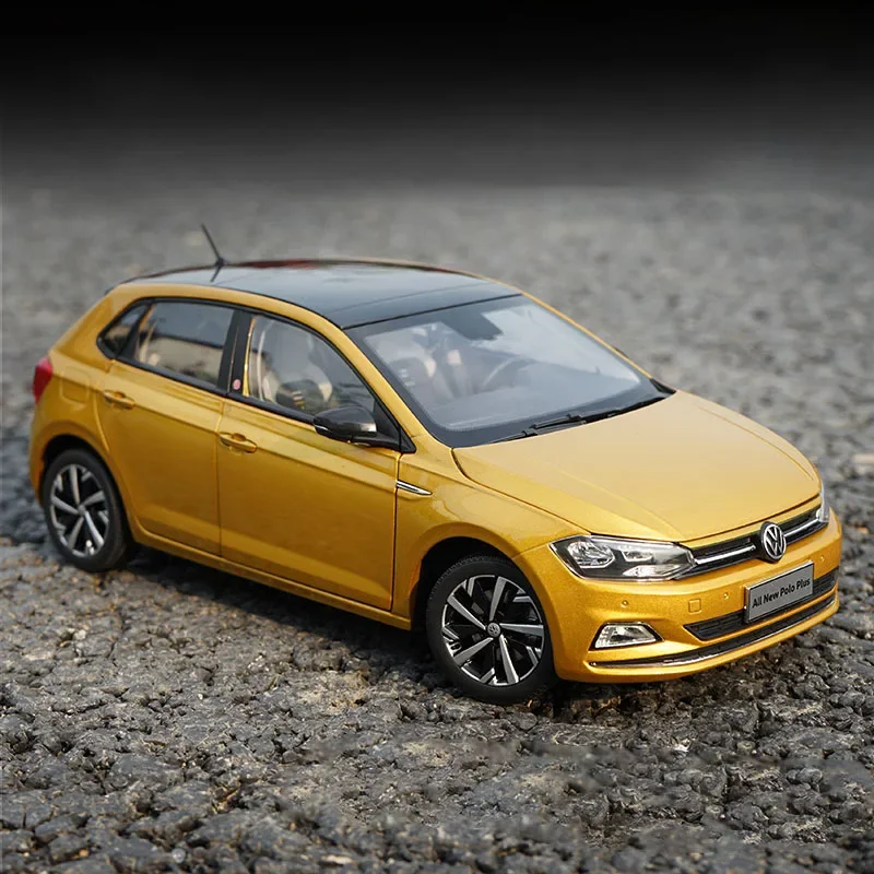 1:18 Volkswagen All New Polo Plus New alloy Car model Static ornament Send to a friend Holiday gift