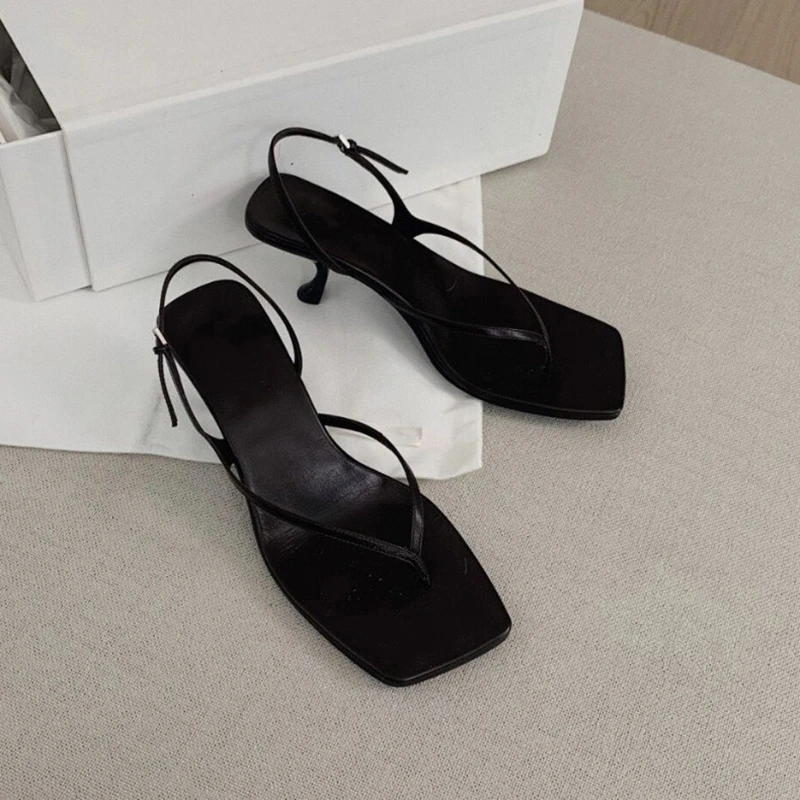 2024 New French Cat Heel Mid Heel Herringbone Sandals for Women's Summer Outwear Open Toe Clip Toe High Heel Sandals