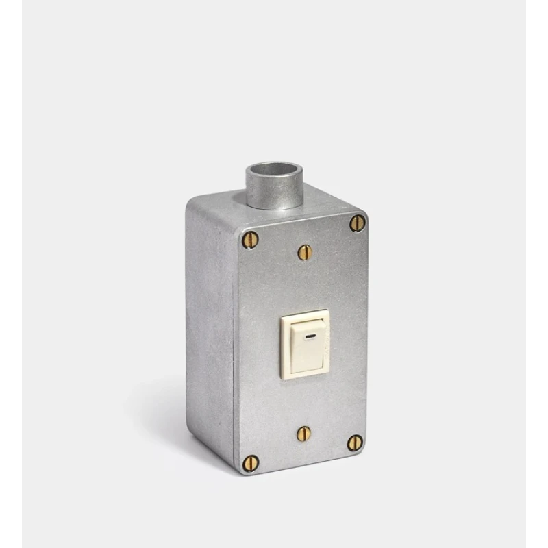 

Surface mounted switch/single open