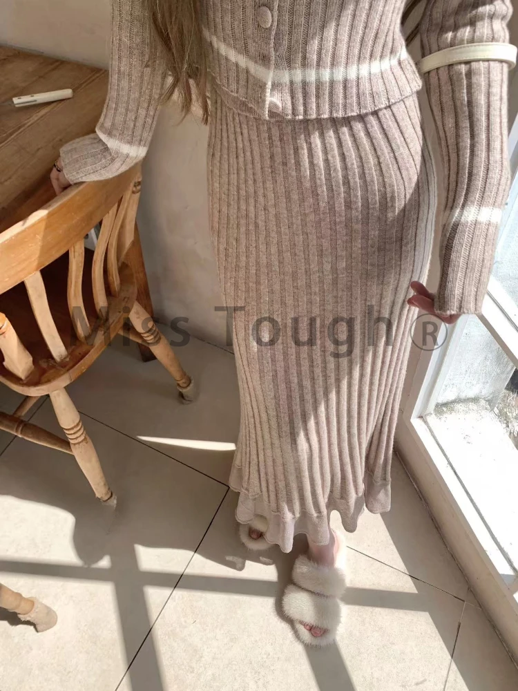 Winter Elegant Retro Knit 2 Piece Set Women Solid Chic Tops + Slim Pleated Skirt Korean Fashion Light Brown Vintage Casual Suits