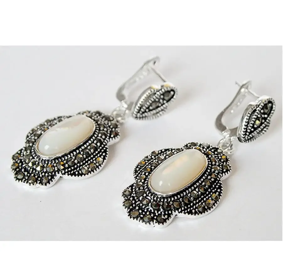 

VINTAGE NATURAL WHITE SHELL 925 SILVER&MARCASITE EARRINGS 11/2" VALENTINE'S GIFT