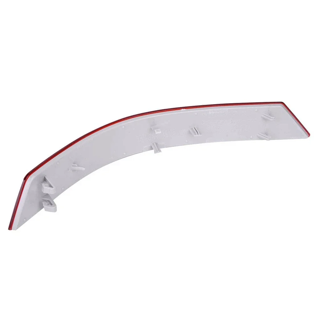 Car Bumper Repair Plastic Left Rear Reflector ML320 Bluetec 4Matic Plastic Material OEM 1648200374 Left Side Fit