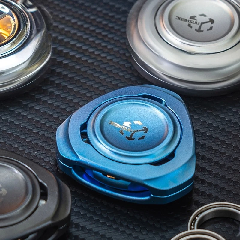 سبينر مغناطيسي دوار يدوي، جيروسكوب دوار للأصابع، لعبة حسية لتخفيف التوتر والقلق للبالغين