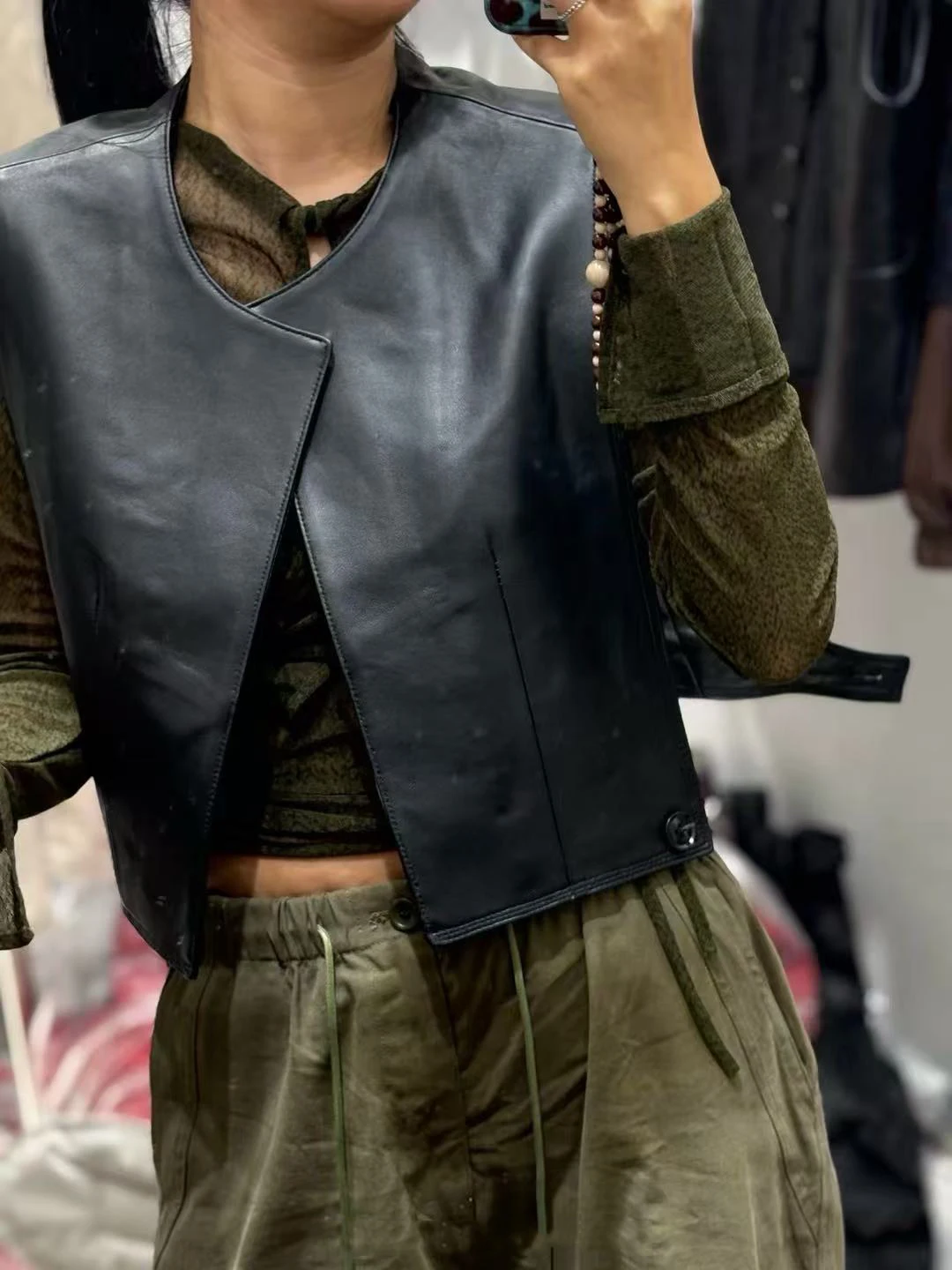 

Модный круглый женский кожаный жилет Ne Svel, весна 2025, новинка Sle, европейская модная байкерская наплечница из овчины