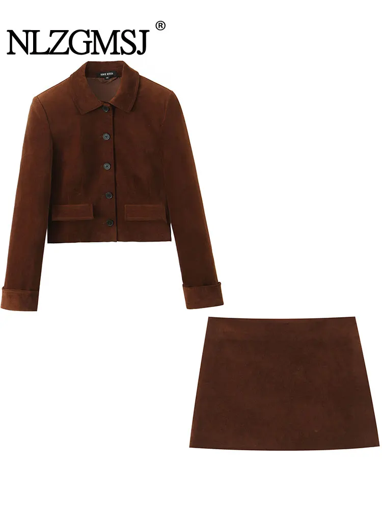 

2024 Весенняя женская бархатная короткая юбка, комплект из 2 предметов, модная бархатная короткая куртка, пальто, повседневные мини-юбки, женский костюм