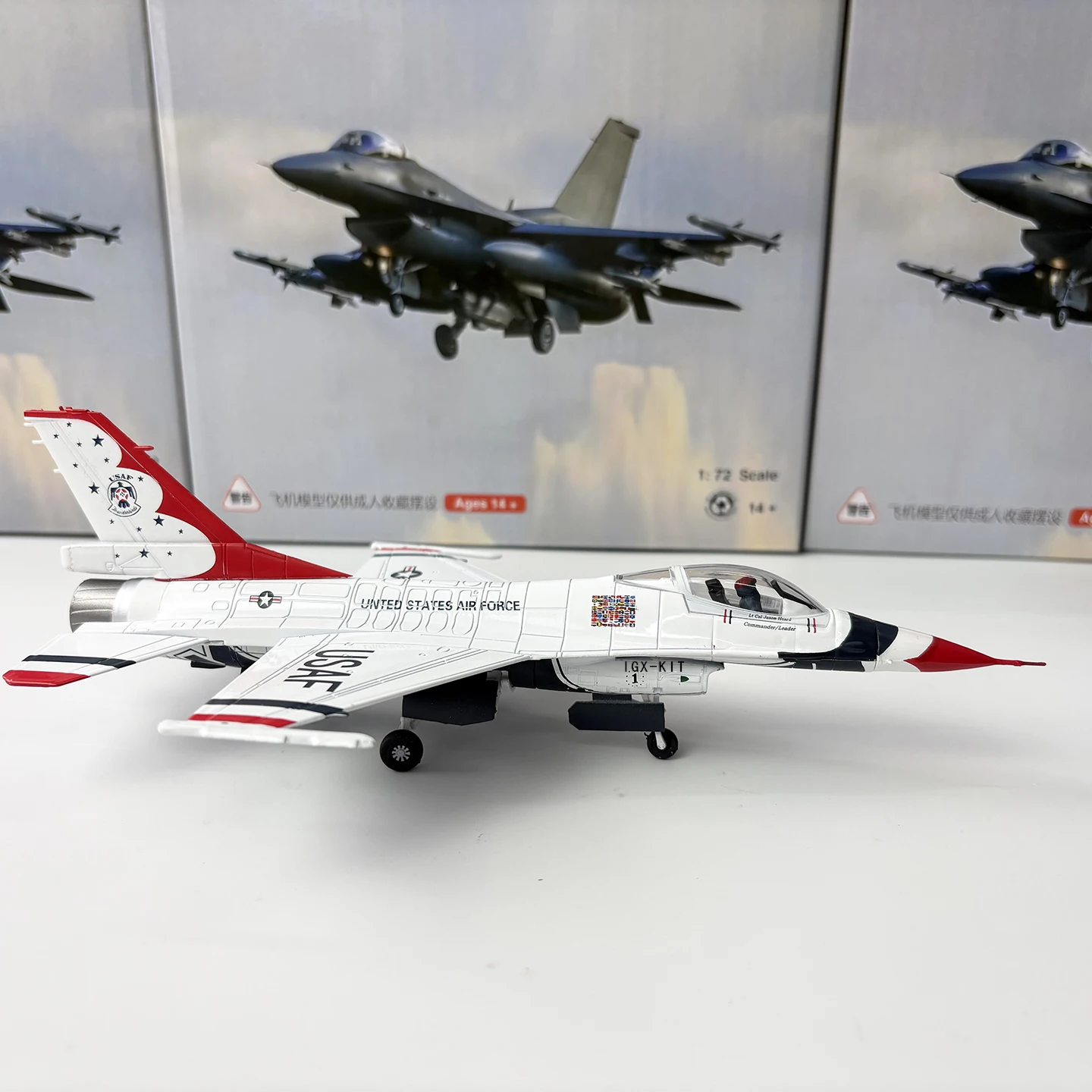 1/72 Scale U.S. Air Force F-16C Thunderbirds F16 F16C Fighter Jet Diecast Finished Military Plane Model Collection Ornament Gift view 5