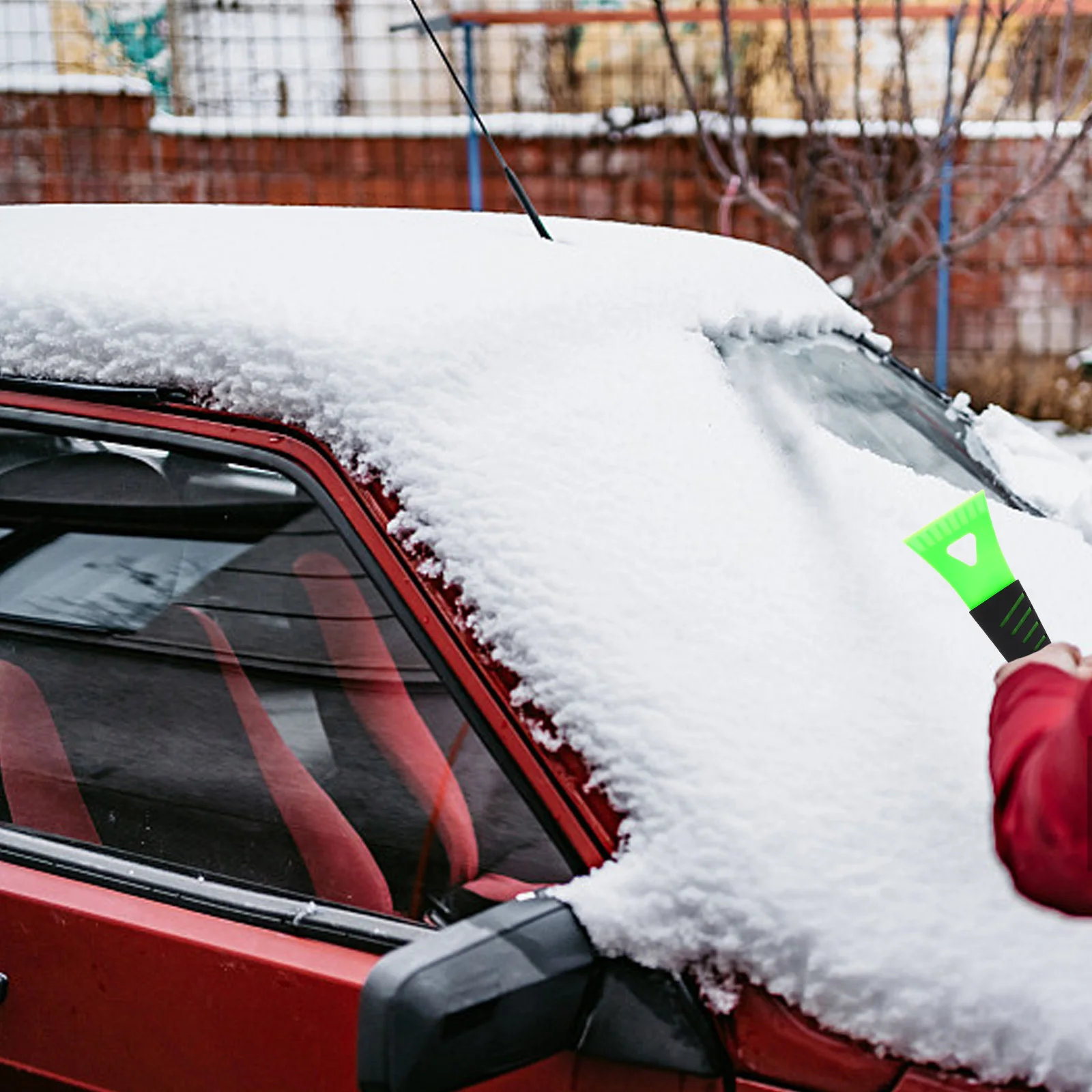 

2Pcs Mini Plastic Ice Scraper Lightweight Compact for Car Windshield Snow Removal Automotive and Kitchen Freezer Tool
