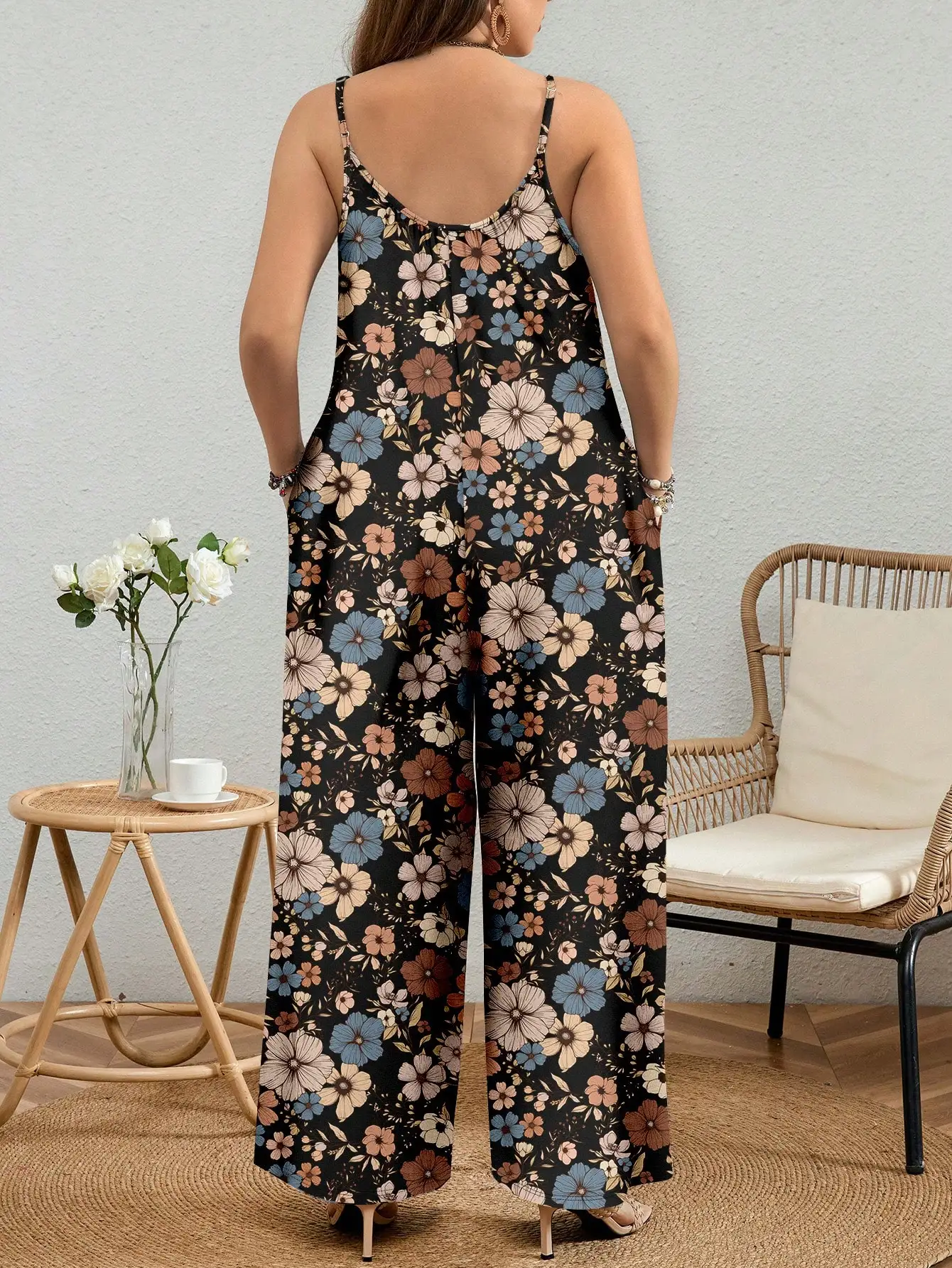 Macacão com estampa floral plus size, adequado para o verão adequado para sair