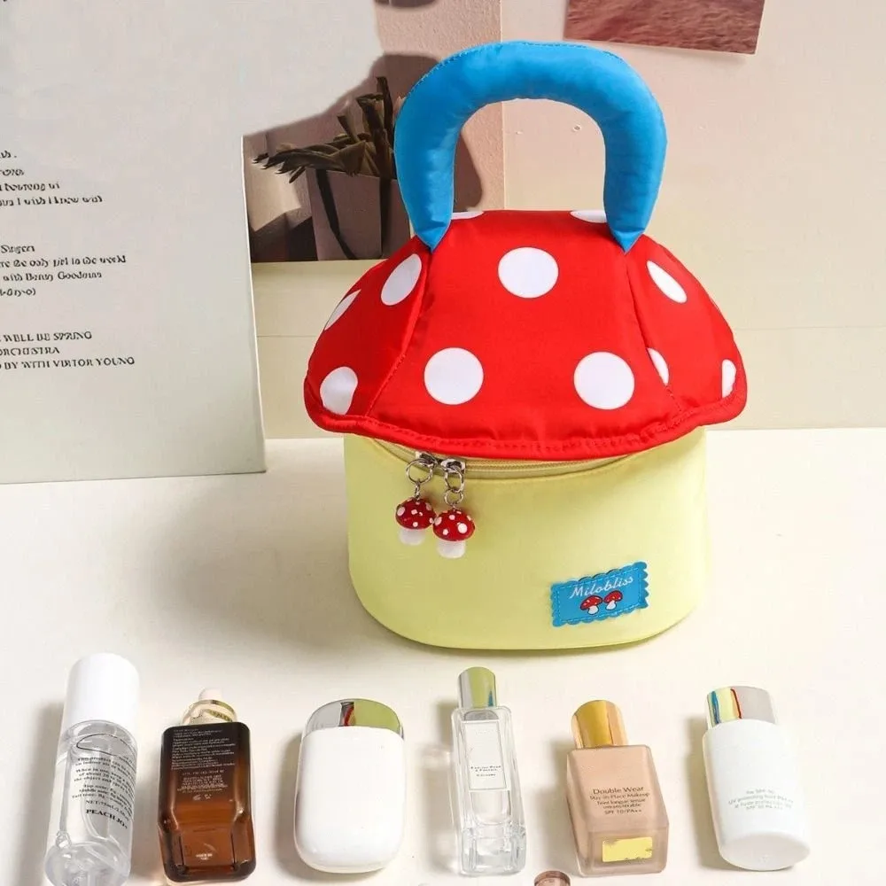 Borsa per il trucco carina di grande capacità Custodia per cosmetici portatile estetica per funghi Borsa da toilette multifunzionale per organizer