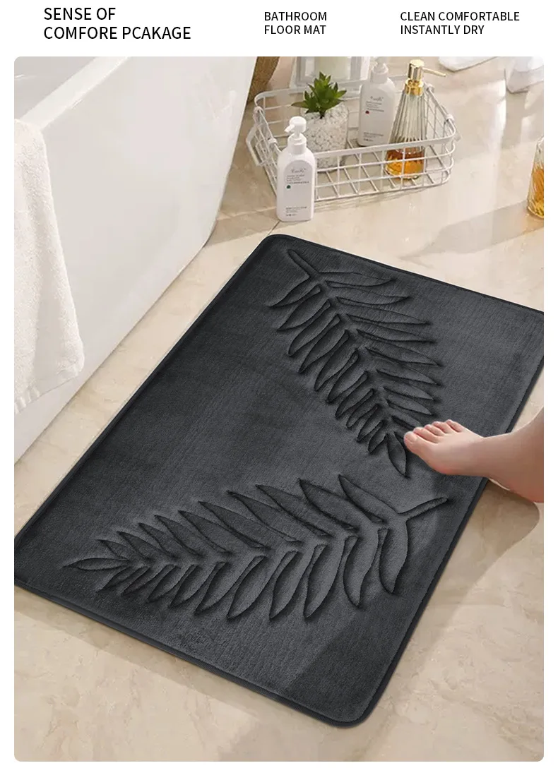 Absorbent bathroom floor mat