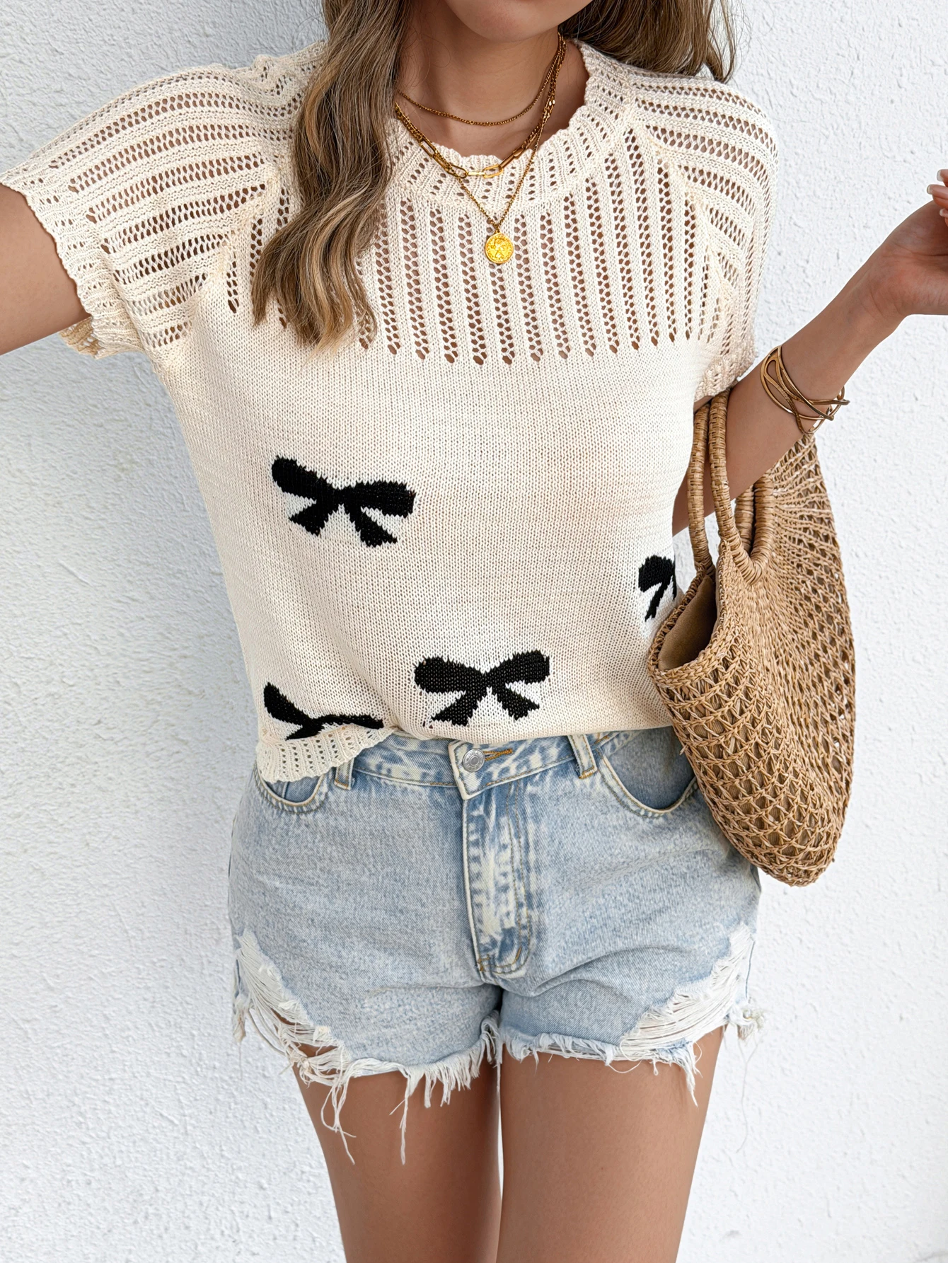 

Spring Summer Casual Round Neck Hollow Out Contrast Color Bow Pattern Short Sleeve Knitted Pullover 2026 Fashion Women Clothes