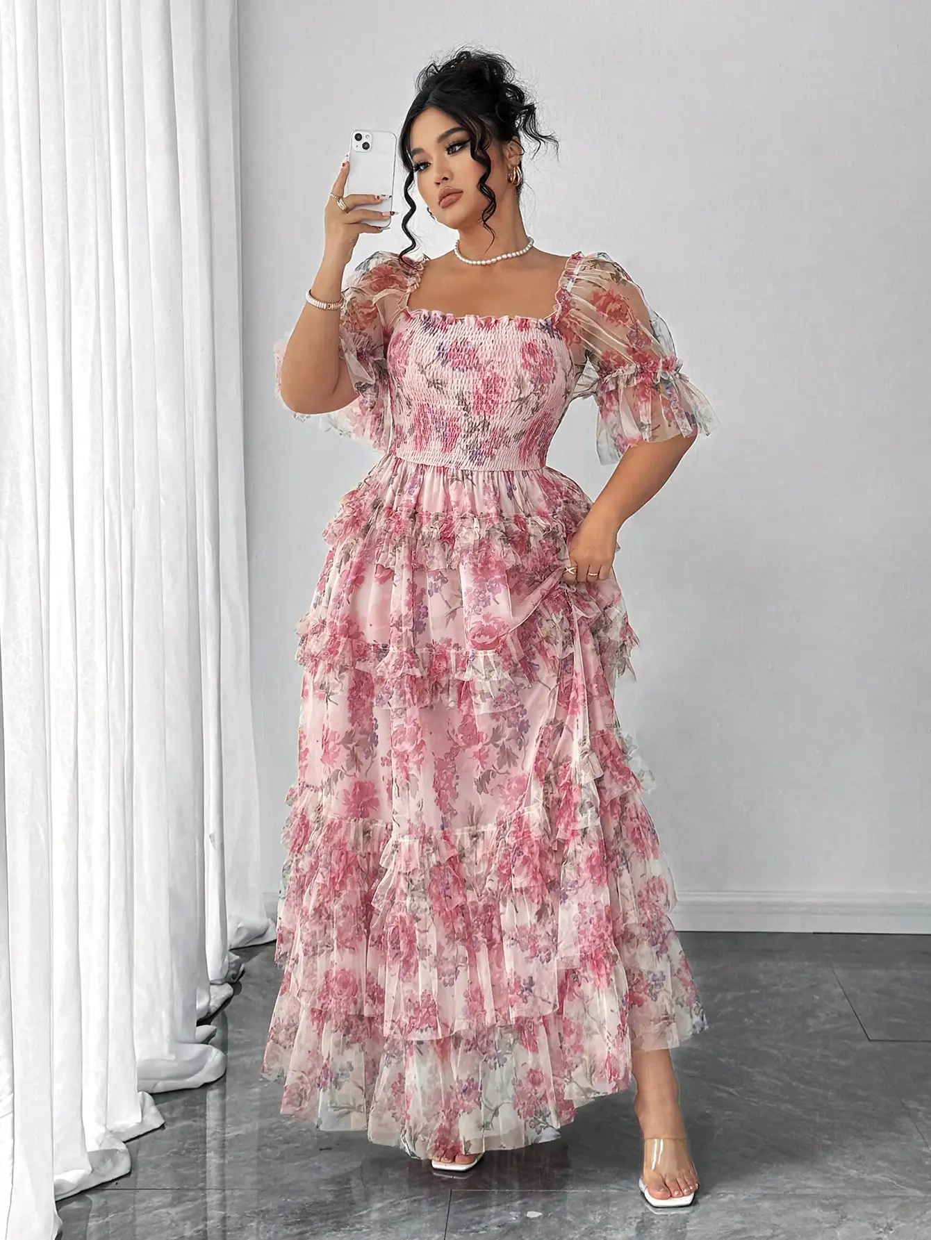 

Plus Size Floral Print Tiered Ruffle Dress with Square Neck and Puff Sleeves