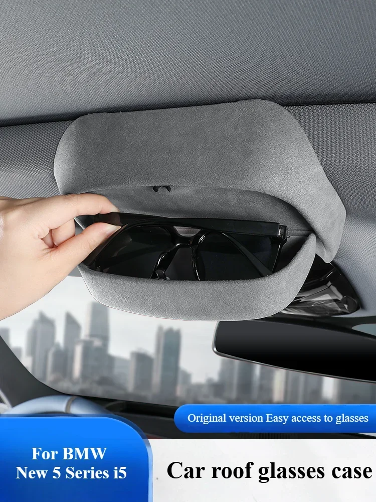 

For BMW New 5 Series i5 2024 Car glasses case roof sunglasses clip case 525 530 Car Interior Decoration Products