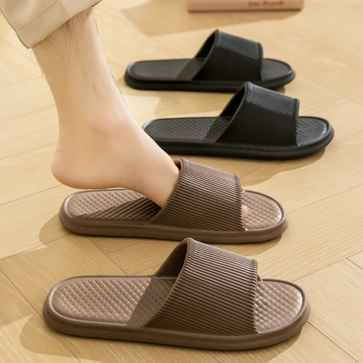 New Fashion Cartoon Summer Couple Non-slip Soft Slides Lithe Comfort Sandals Men Women Casual Slippers Ladies' Home Flip Flops