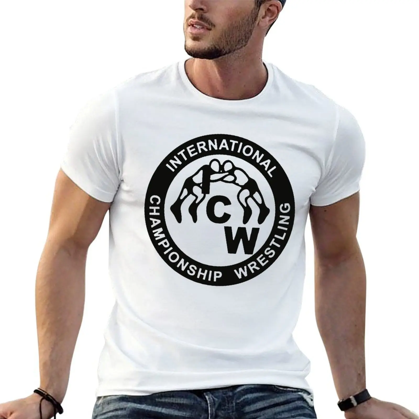 Футболка ICW: International Championship Wrestling, стандартного кроя, однотонная.