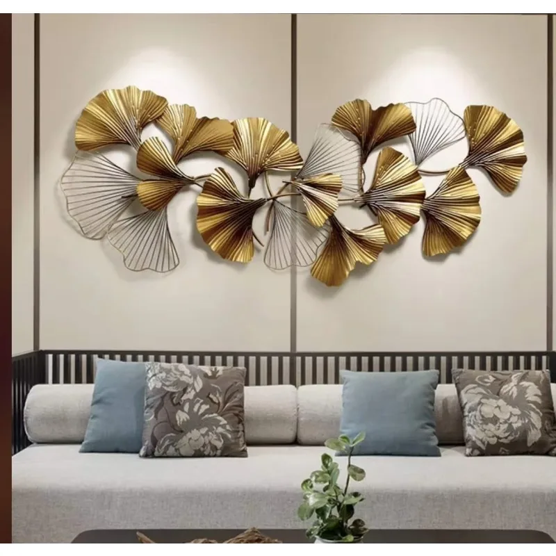 การตกแต่งผนังโลหะหรูหราที่ทําด้วยมือที่สมบูรณ์แบบสําหรับห้องนั่งเล่นการออกแบบที่มีเสน่ห์ศิลปะผนังตกแต่งประติมากรรมผนัง