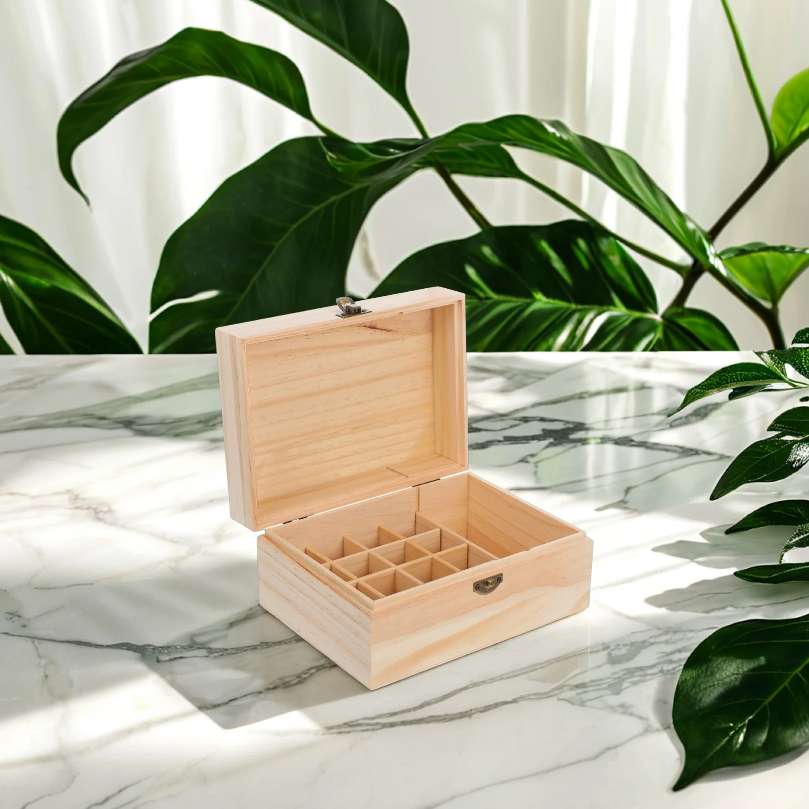 

Essential Oil Storage Box Wooden Lattice Organizer Lightproof Divided Compartments Bath Accessories Women Gifts