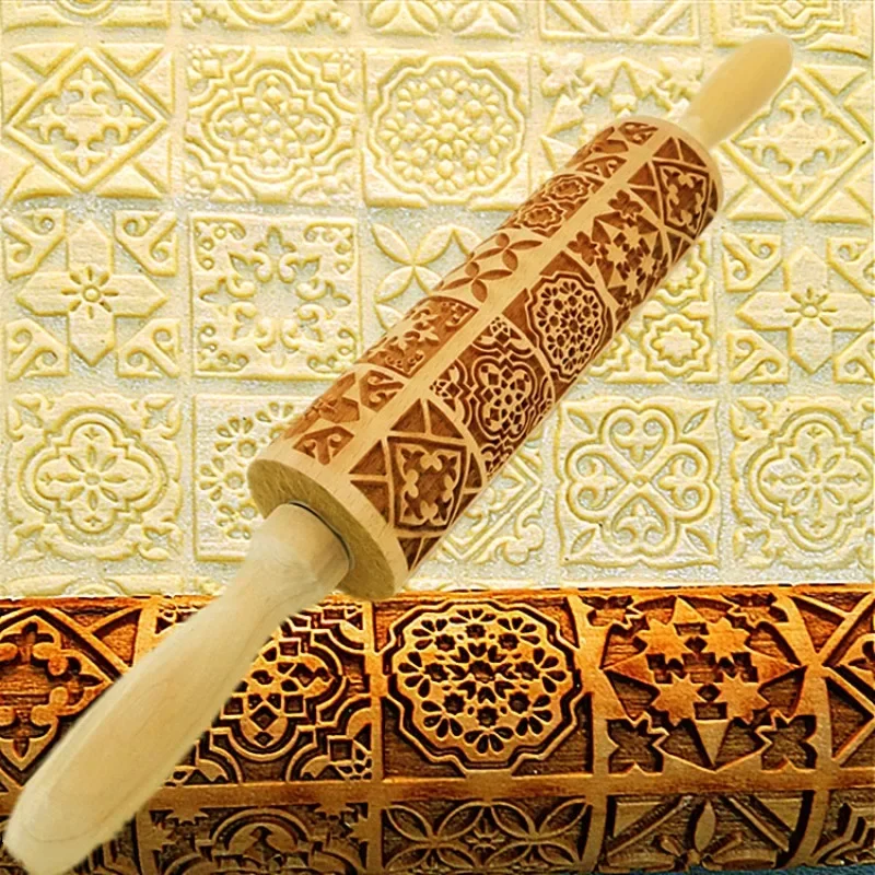 

Wood Christmas Printing Rolling Pin Wooden Carvings Embossing Elk Snowflake Christmas Tree Snowman Rolling Pin Cookies Crafts