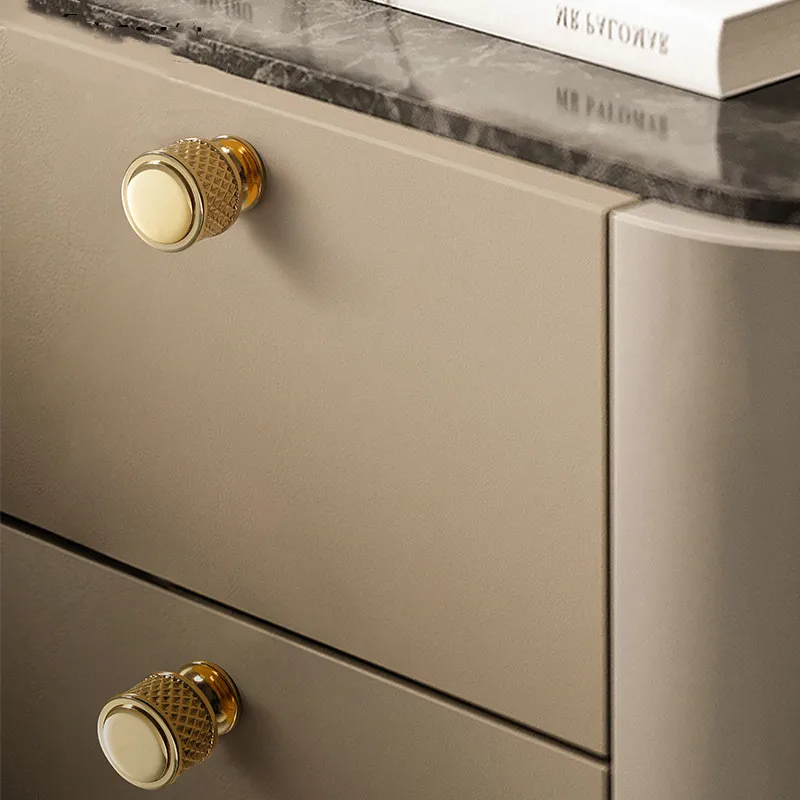 Einfache High-end Schrank Tür Griff Runde Goldene Licht Luxus Schrank Türgriff Schrank Wein Schrank Hardware Griff.