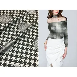 Black and White Houndstooth Fleshy Printed Silkworm Silk Cheongsam Cloth 19 Mm Heavyweight Silk Stretch Satin Fabric for Dress