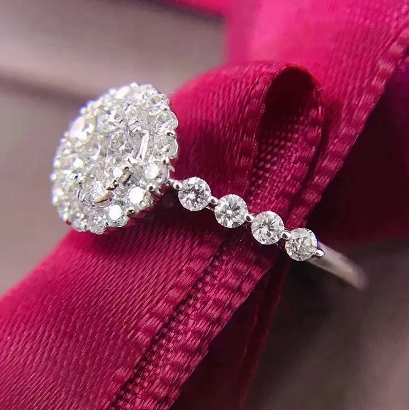 Full diamonds sparkling high-end silver 925 micro inlaid circular rings for women fashion and exquisite wedding ring jewelry