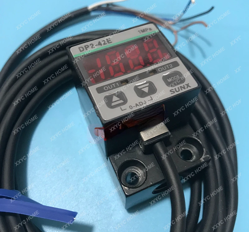 DP2-42 DP2-40N DP2-42Z DP2-42E Pressure Sensor Vacuum Digital Pressure Switch