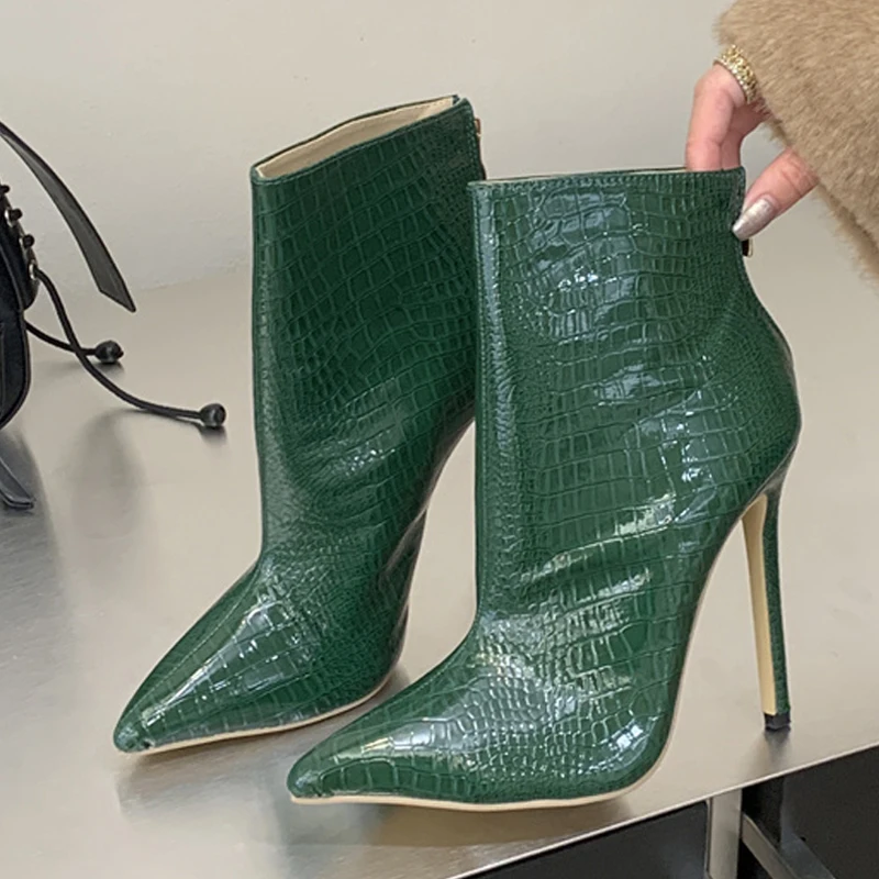 

Liyke, зимние уличные пикантные ботильоны на молнии с острым носком, женские зеленые туфли челси из змеиной кожи, ботильоны на высоком каблуке для вечеринки и выпускного вечера