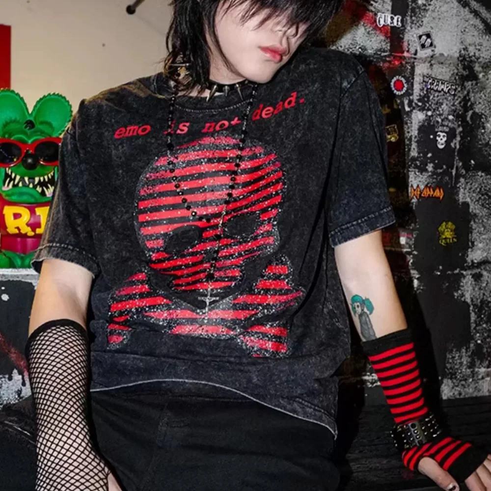 2026 Summer Dark non mainstream subculture punk retro striped skull pattern vintage men's short sleeved T-shirt