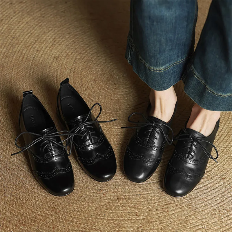 

Новая весенне-осенняя женская обувь из натуральной кожи, женские туфли с круглым носком, модные дизайны броги, кружевные лоферы, женские туфли-лодочки на низком каблуке