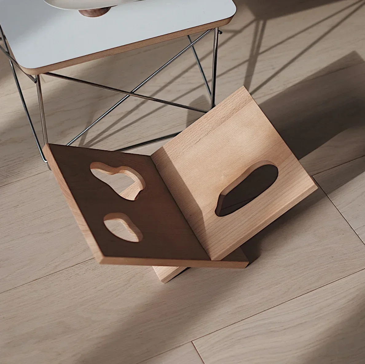 Minimalist Solid Wood Magazine Rack Original Design Bookshelf Ins Nordic Medieval Geometric Artistic Home Ornament