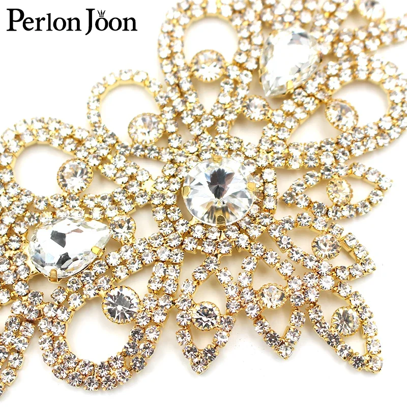 1PCS glitter crystal rhinestone V applique gold silver rhinestone patch bridal wedding headdress neckline DIY decoration YL009