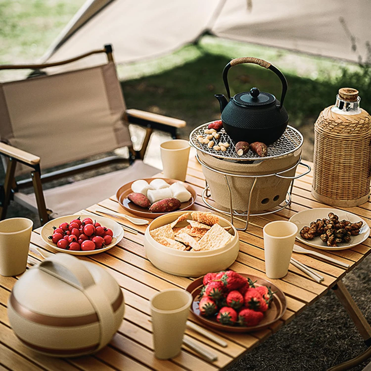 Stylish, durable, and versatile outdoor camping tableware set - Ideal for your next adventure! The perfect unbreakable dinnerwar