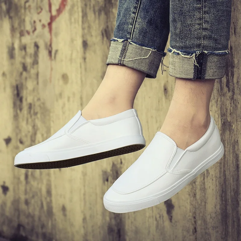 Spring Summer Men Loafers Soft Leather Men Shoes Flat Fashion Loafers Slip on Male Black White Shoes KA1187