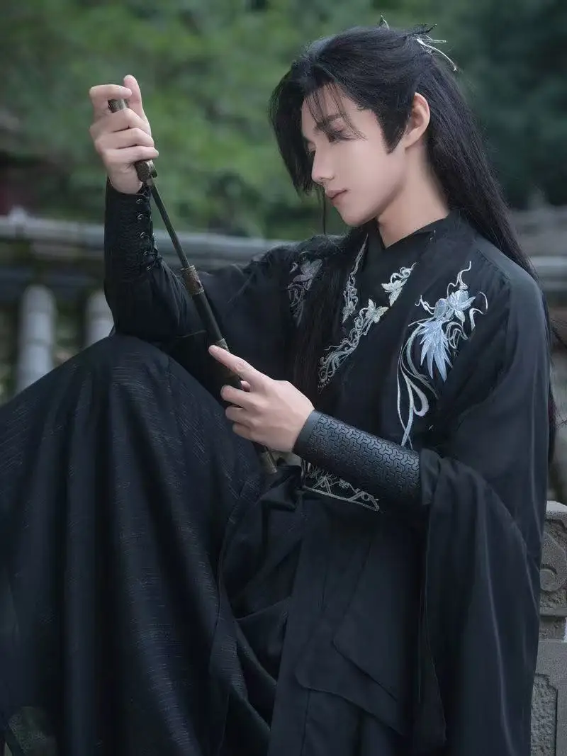 Ricami vintage Hanfu Uomo Donna Costume tradizionale da fata Spadaccino di Halloween Abbigliamento cosplay Abito di carnevale da palcoscenico di strada