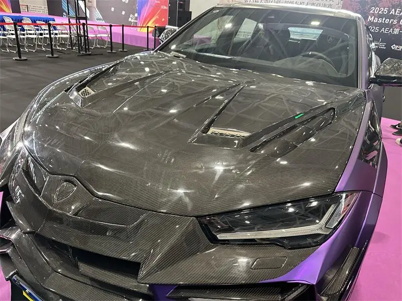 مناسبة لترقية إصدار Lamborghini URUS S مع غطاء محرك من ألياف الكربون من الجيل الثالث MSY