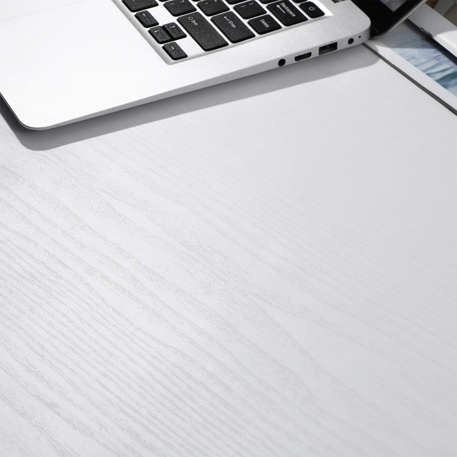 

1 Roll Pure Color Wallpaper Self Adhesive Thick PVC Peel and Stick Wall Paper for Living Room Bedroom Bathroom Kitchen Decor